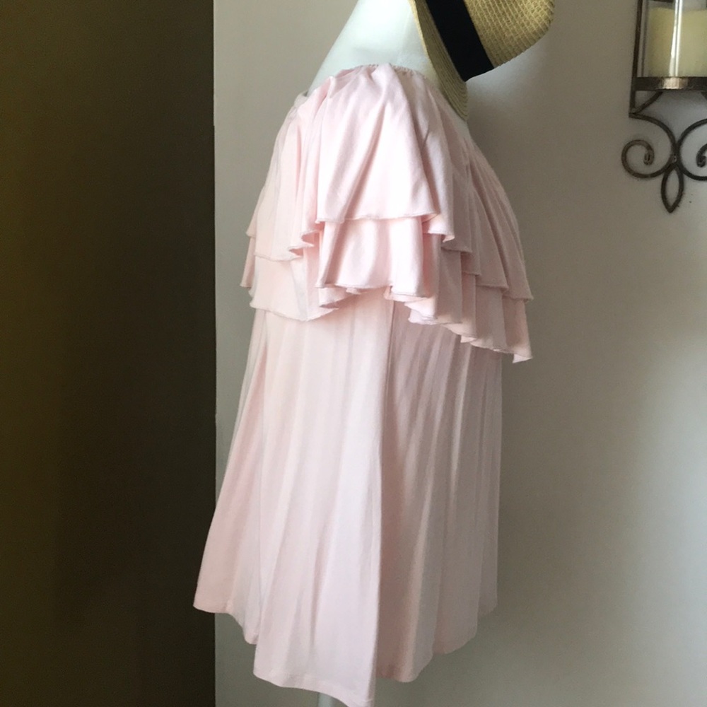 Pink off shoulder ruffle top - Picture 3 of 6